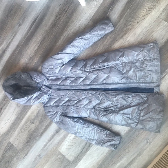 Tahari Silver Long Puffer Jacket - Picture 1 of 3